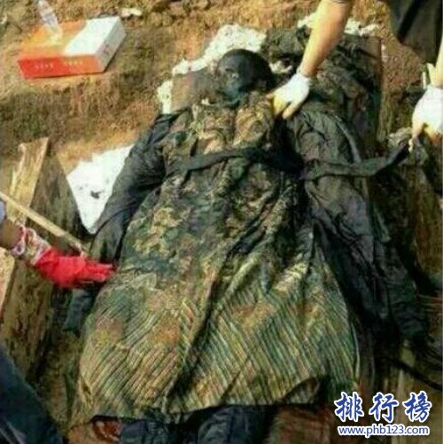 世界上有僵尸吗？北京医院太平间尸体不翼而飞(慎入)