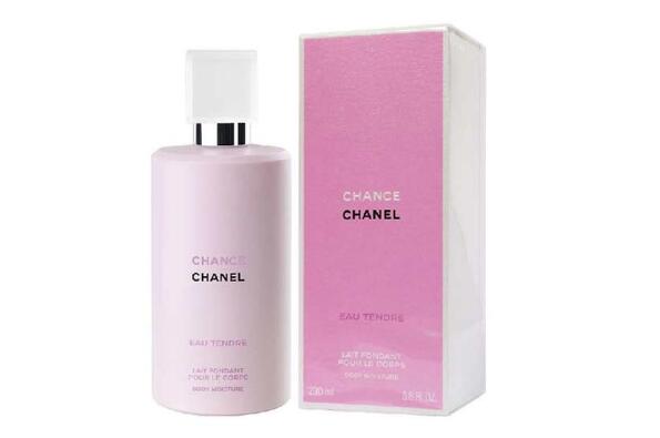 十大公认最好闻的身体乳 雅芳小黑裙香体乳上榜,第三主打绿茶香