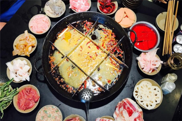 老火锅加盟10大排行榜:聚满堂上榜,井格老灶火锅第一