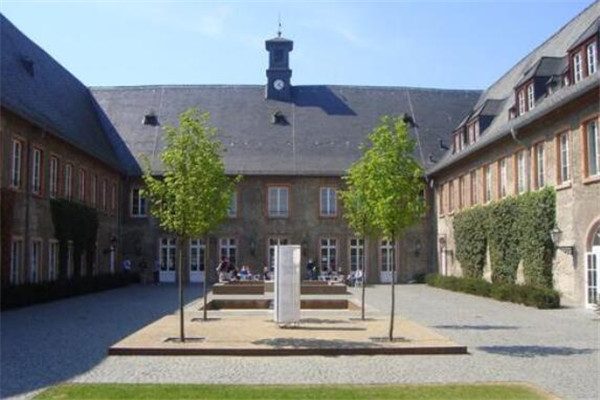 德国有哪些私立商学院？德国私立商学院排名