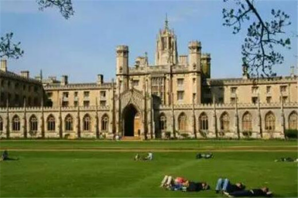英国有哪些比较好的商学院？英国商学院排名