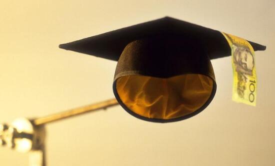 2017年100所大学毕业生薪酬排行榜,复旦北大不敌上海交大