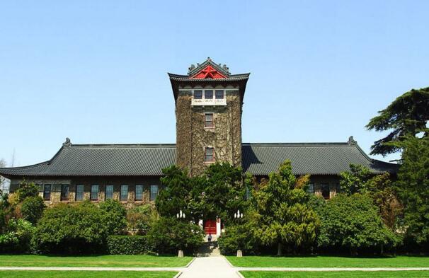 2017年南京市最好大学排行榜：南京大学独居一档，东南大学第2