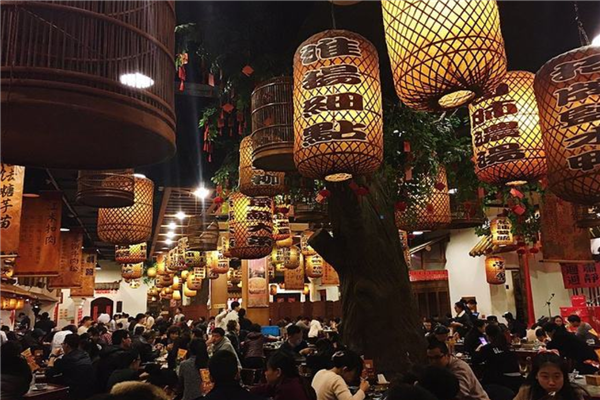 南京小吃街美食街排名榜，狮子桥排第一，第十是5A景区