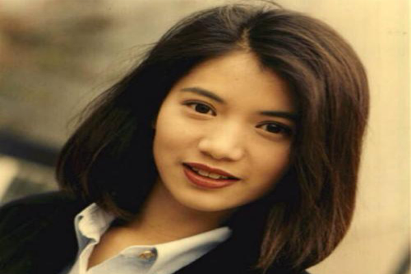 香港70年代十大美女 李嘉欣排名第7，第一名为香港小姐冠军