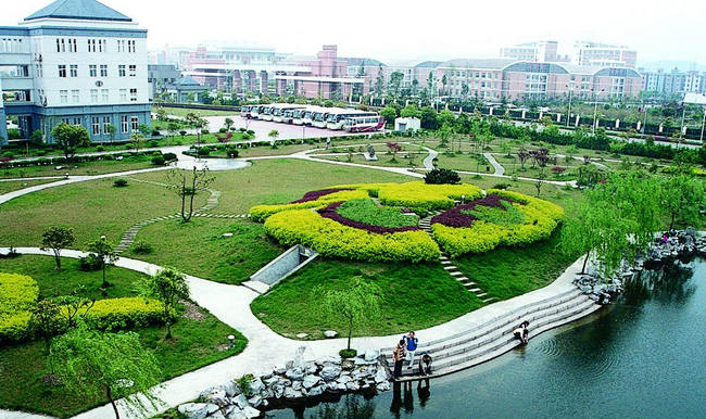 中医药大学排名2018 北京中医药大学位居第一