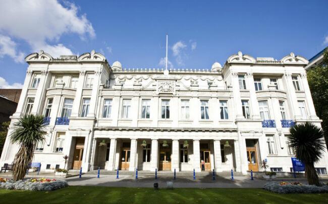 2018年英国伦敦玛丽女王大学世界排名 留学费用