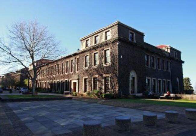 2018年南非开普敦大学世界排名 留学费用