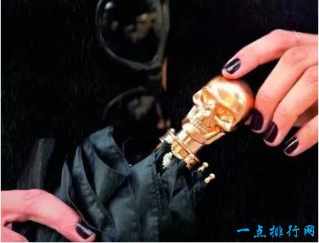 面试着装十大禁忌 避免这些还怕找不到工作吗