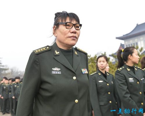 我国体坛具最特殊军衔的十大运动员 前三位被授予少将军衔