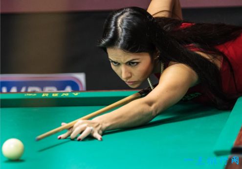 世界十大美女台球手   台球美女可不止一个潘晓婷！