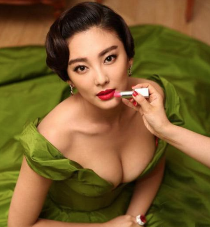 十大骨架大但是不胖的女明星：大骨架也很美