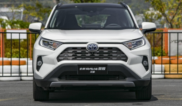 2023款RAV4荣放报价及图片 新款车型仅售17.68万元（分期首付5.30万元）
