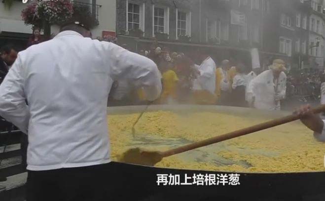 世界上最大的炒蛋：共用了62000个鸡蛋，场面太夸张！
