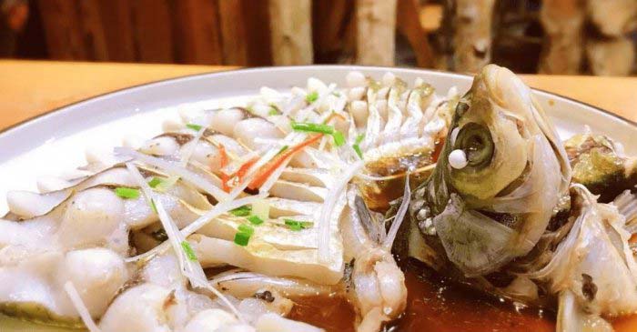 去湖北必吃的8道经典菜：荆沙甲鱼入榜，武昌鱼排第一名