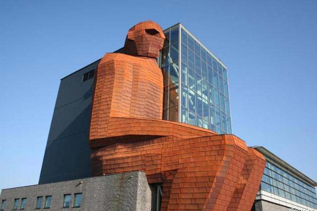 世界上唯一的人体博物馆,6岁以下不能进,一次只能进16人