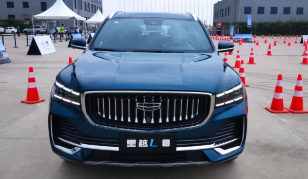 星越L发动机型号是什么 型号为JLH-4G20TDJ，JLH-4G20TDB，DHE-15-ESZ（三款两个排量可选）