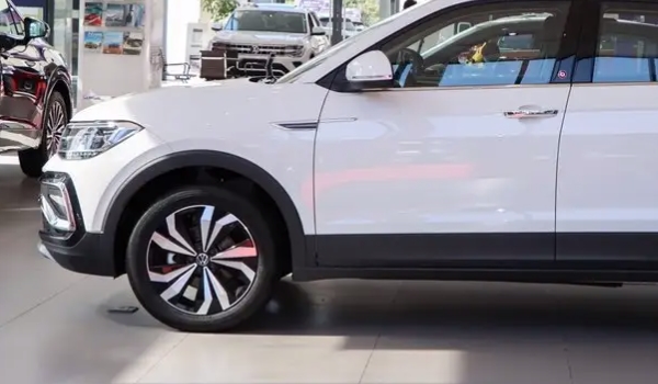 上汽大众途铠轮胎型号是多少 轮胎型号是205/60R16，205/55R17（要注意保养）