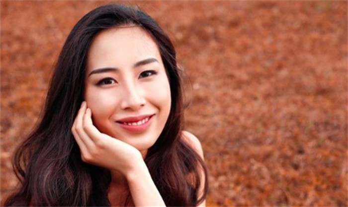 什么面相的女人败夫（下巴无肉）