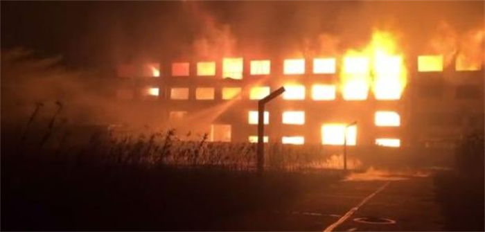 青岛仓库火灾涉及20号胶标准仓单 对期市产生什么影响