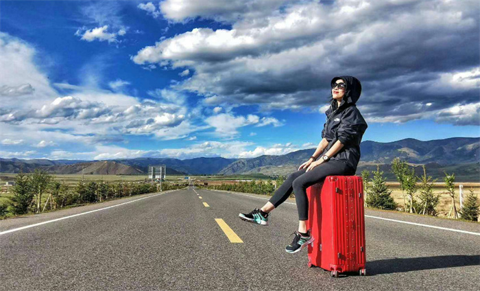 川藏线拦车的女人 为啥不受到待见（穷游女）
