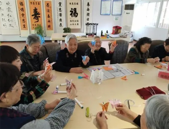 世界上福利最好的五个国家，法国可休两年产假，靠失业金就可生活