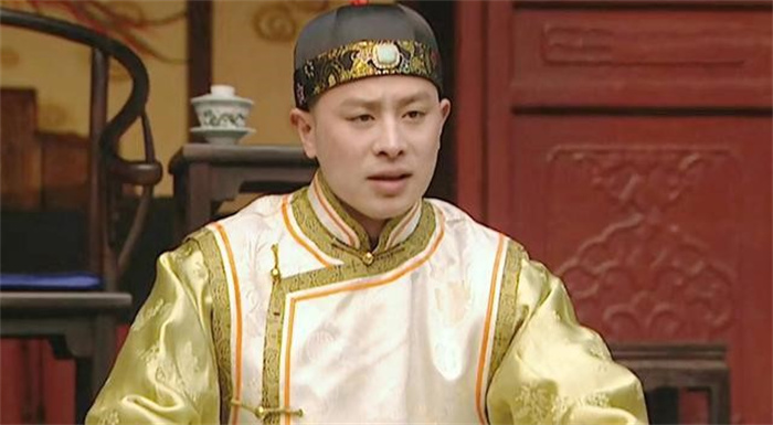 清朝最稳太子乾隆：咋还为了皇位  请14名流作序  出版自己诗集