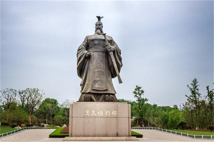 智慧与小聪明的不同 决定了雍齿与曹无伤的结局不同