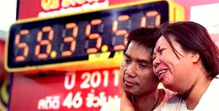 世界上接吻最长时间 来到了58小时（最常接吻）