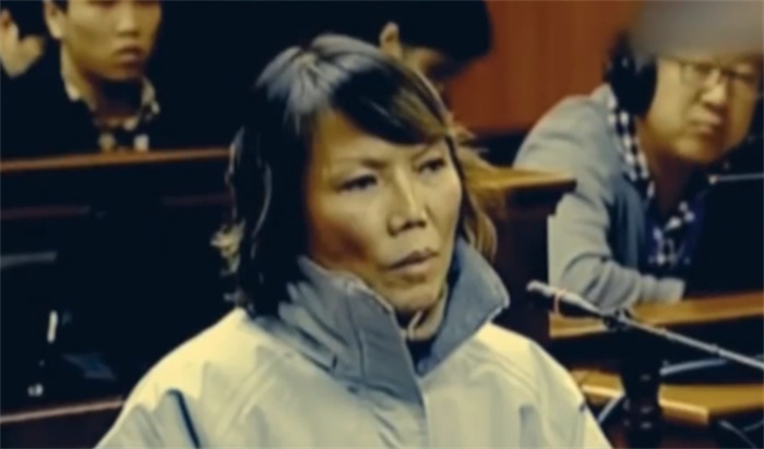 02年上海男子入狱，亲妹妹照顾10年，男子出狱后却将妹妹告上法庭