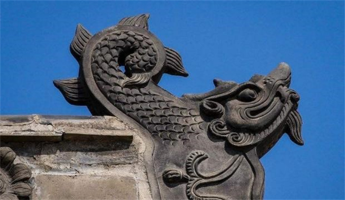 螭吻是龙和谁的儿子 螭吻有什么作用和寓意（母鲸）