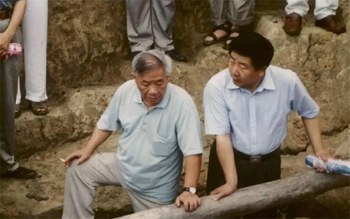 古代帝王喜欢用活人殉葬 那么活人在墓穴中能存活多久