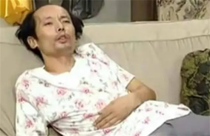 河北41岁啃老“巨婴”，吃喝拉撒全靠父母，曝光不久获1亿补偿款