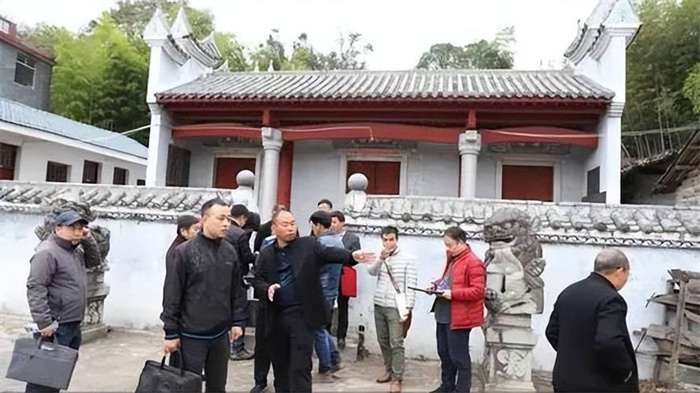 三僚村  被称“风水第一村”  村中400多风水师 有人年收入200万
