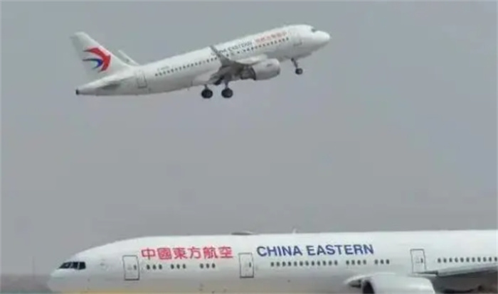 东航客机失事，为什么要竭力寻找黑匣子，黑匣子中有什么东西？