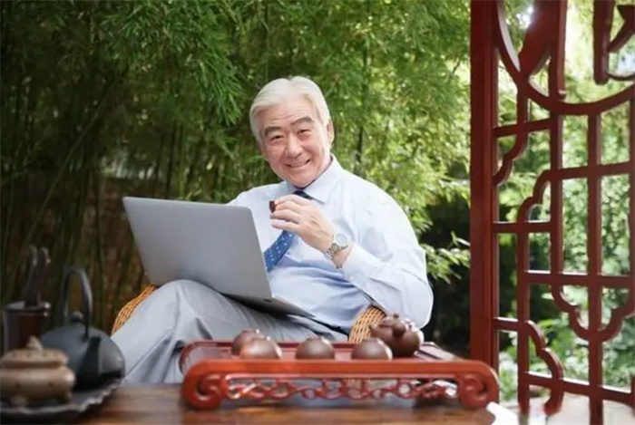 一个男人的智商 通过面相可以反映（面相智商）