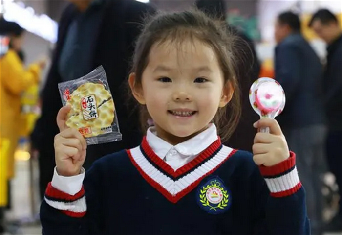 孩子有着这种面相 一定非常讨喜（孩子面相）