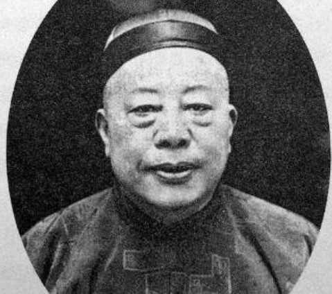 民国时期上海滩三大亨都有谁，他们的结局如何？