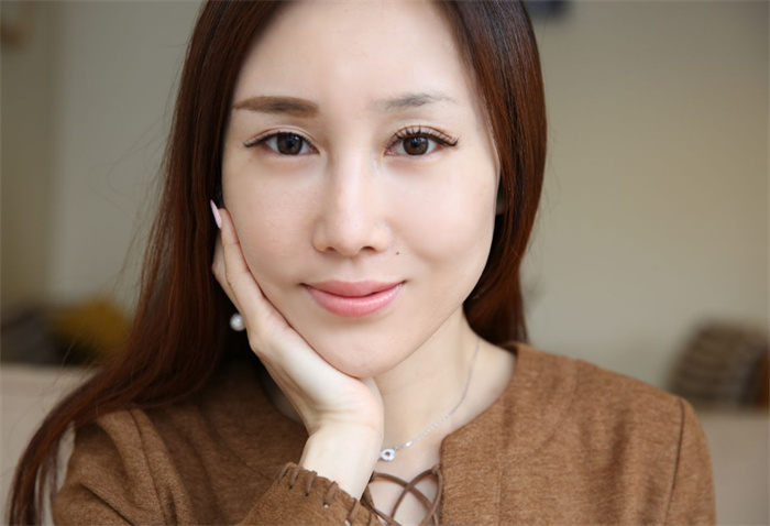 经常恋爱的女生 就有这几种面相（恋爱面相）