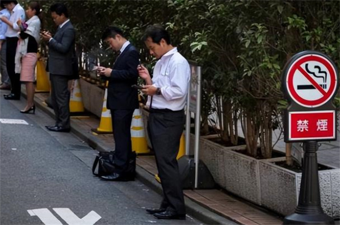 日本抽烟的人不少 为啥还那么长寿？（日本长寿）