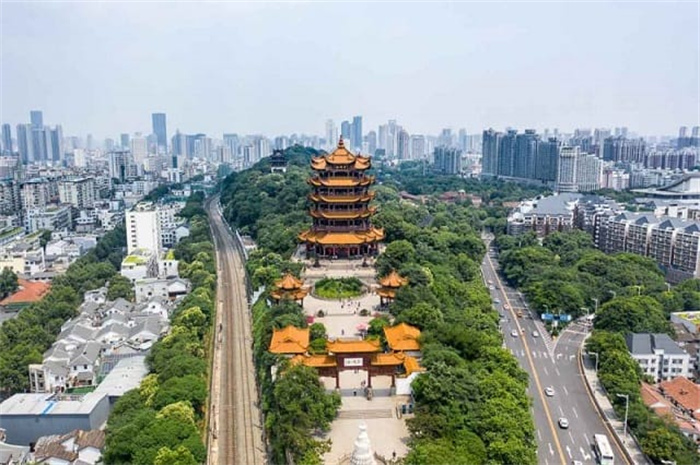 人们经常说大武汉 武汉到底有多大？（中国大城市）