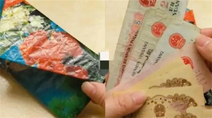 女子找到自己多年前钱包 居然还有之前的人民币（旧版人民币）