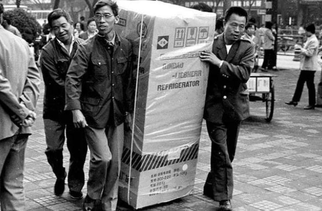 巴铁发出的灵魂拷问 难道你们家家都有电视和冰箱？（国家差距）