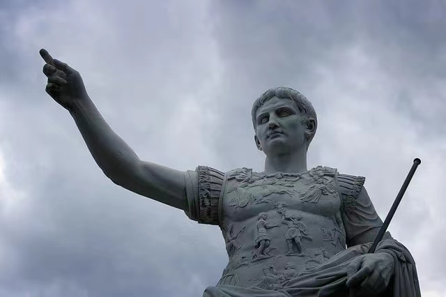 古埃及最后的法老克利奥帕特拉之子凯撒里昂的悲剧一生