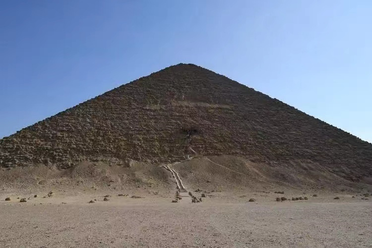 只知道金字塔是法老的陵墓？90%都不知道关于金字塔的另一个秘密