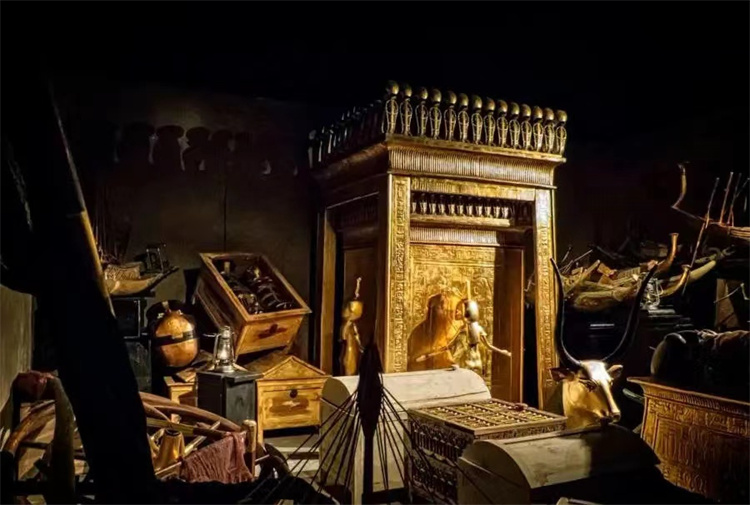 埃及3000年前一座金字塔，凡进去过的人都死于非命