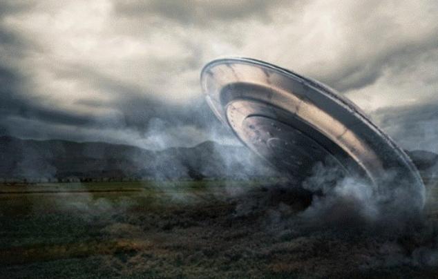 广西的上空发现六个光点，会不会是外星人正在巡逻？（外星飞船）