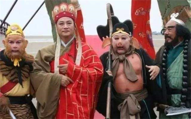 猪八戒一路降妖除魔，为何只当上净坛使者？悟空早就知道答案？
