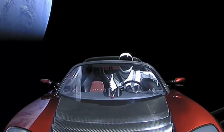 马斯克曾经计划打造的宇宙跑车，现在进行的怎么样了？