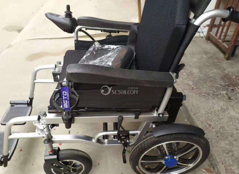 可以用一只指头控制的电动轮椅，算不算是残疾人的福音？
